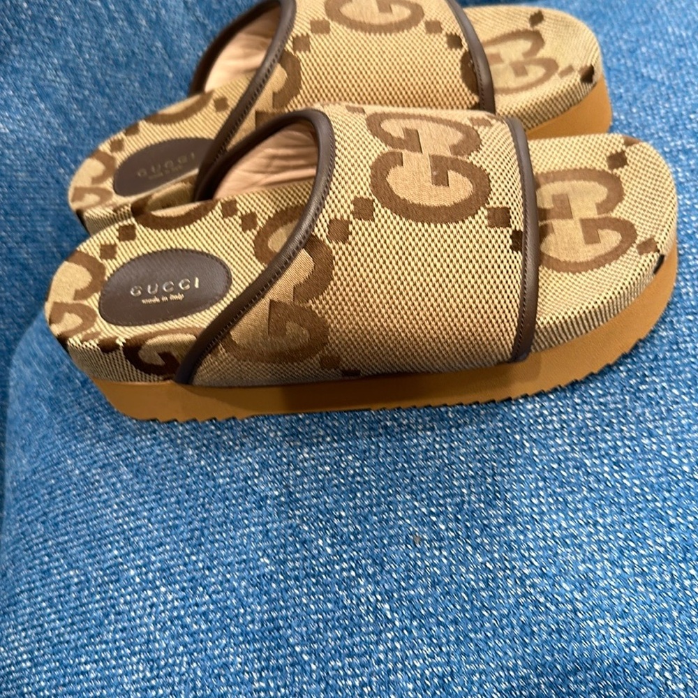 Gucci Beige and Brown Slide Sandals canvas/nappa, camel ebony GG slide